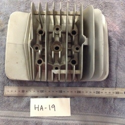 Head Aircooled 390 400 78' 79' NOS